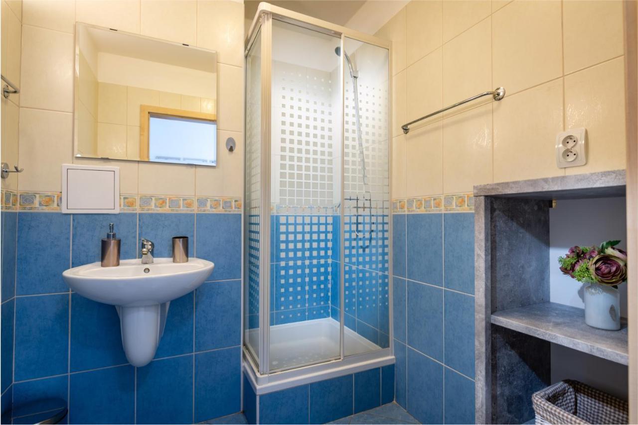 Apartman Siesta*** ลิฟตอฟสกีมิคูลาช ภายนอก รูปภาพ